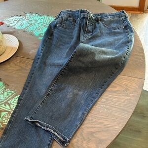 NYDJ Capri Curves 360 size 12